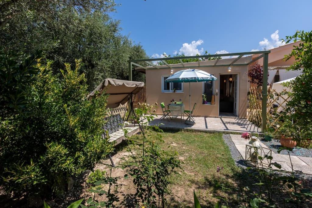 Bougainvillea House With Private Garden Kalamata Exterior photo